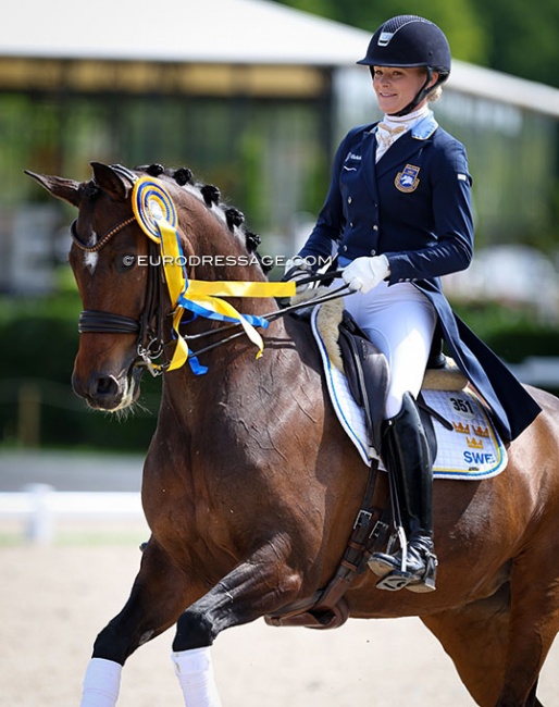 Jeanna Hogberg on 	 Christina Olsson's Astoria at the 2022 CDIO Compiegne :: Photo © Astrid Appels