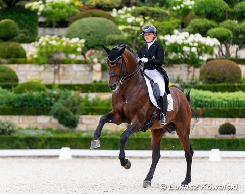 Paulina Holzknecht and Entertainer Win T at the 2022 CDI Kronberg :: Photo © Lukasz Kowalski