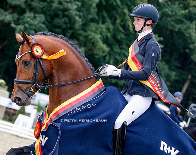 Hannah Laser and Va' Pensiero at the 2020 Bundeschampionate :: Photo © Petra Kerschbaum
