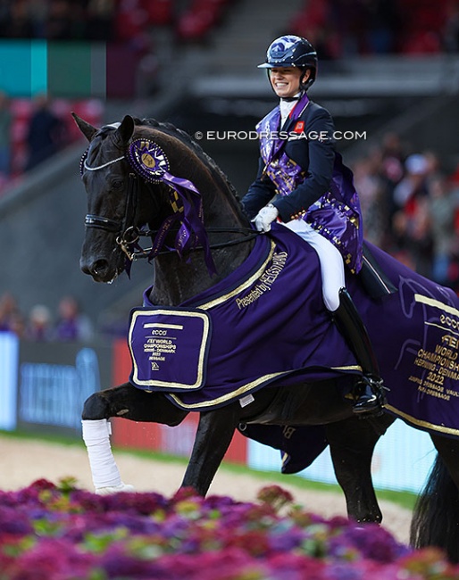 Charlotte Fry on Glamourdale wins Grand Prix Special Gold at the 2022 World Championships Dressage in Herning :: Photo © Astrid Appels