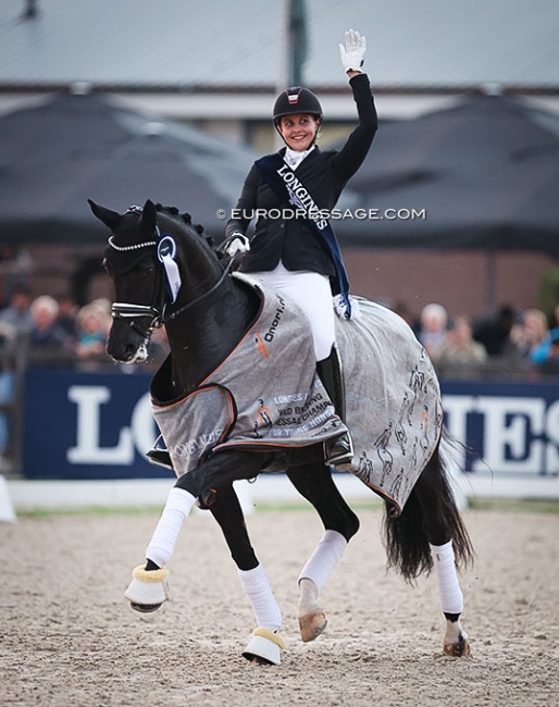 Victoria Vallentin and Lyngbjergs St. Paris win the 2022 World Young Horse Championships :: Photo © Astrid Appels
