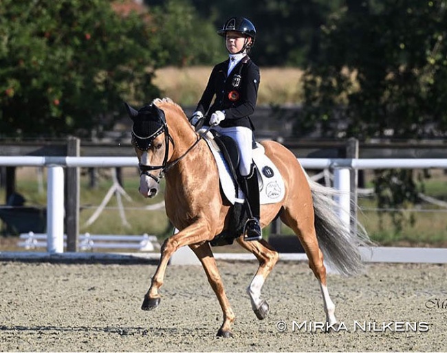 Carolina Miesner and Melli's Glückskeks at the 2022 Bundeschampionate :: Photo © Mirka Nilkens