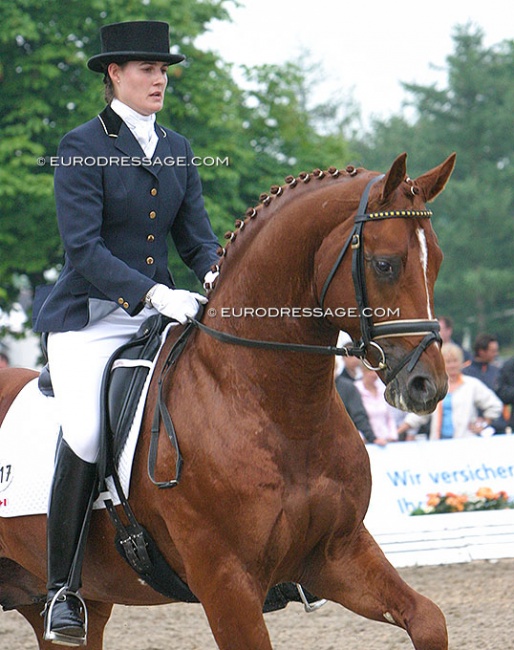 Gillian Duke and Riverside at the 2005 World Young Horse Championships in Verden :: Photo © Astrid Appels