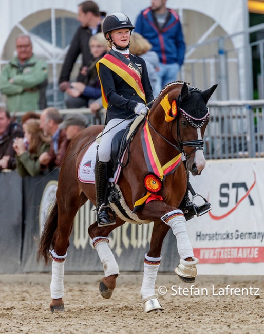 Sophie Duen and Cosmo Royale at the 2019 Bundeschampionate :: Photo © Stefan Lafrentz