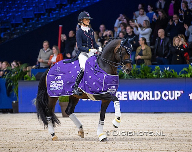 Dinja van Liere and Hermes at the 2023 CDI-W Amsterdam :: Photo © Digishots