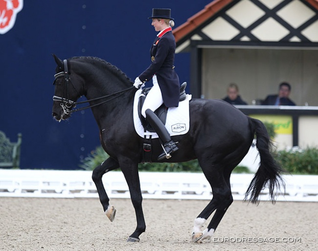 Laura Tomlinson and Capri Sonne Jr at the 2019 CDI Hagen :: Photo © Astrid Appels