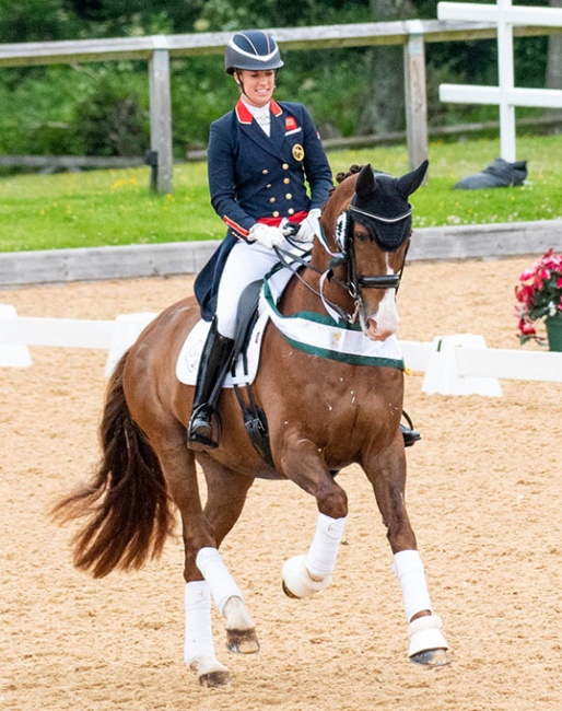 Charlotte Dujardin rides all her horses in Fairfax World Class Monoflap Dressage :: Photo © Jesstog