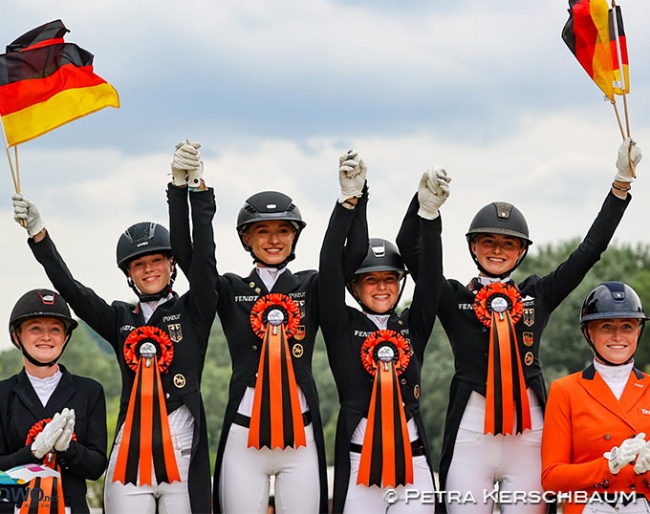 Team Gold for Germany at the 2023 European Under 25 Championships in Pilisjaszfalu :: Photos © Petra Kerschbaum