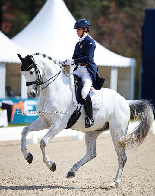 Maria Amaral on Hot Hit OLD at the 2023 CDI Hagen :: Photo © Astrid Appels
