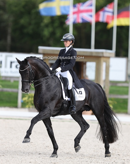Reigning World Champions Charlotte Fry and Glamourdale will be seeking a European Champion's title in Riesenbeck. Here they are competing at the 2023 CDI Kronenberg two weeks ago :: Photo © Astrid Appels