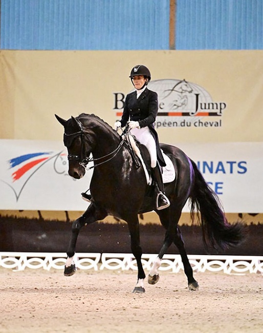 Claudia Chauchard and Apachi van de Biebosschen Win 2023 French 7-Year Old Championship :: Photo © Les Garennes