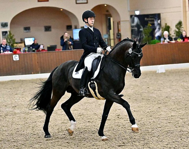 Young Shik Hwang and Perpignan Noir at the 2022 CDN Ankum :: Photo © Mhisen
