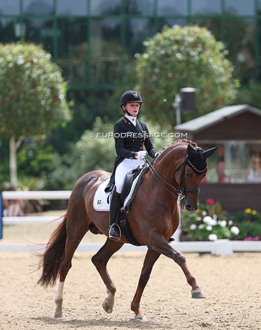 Rose Oatley and Veneno at the 2022 European Junior Riders Championships :: Photo © Astrid Appels