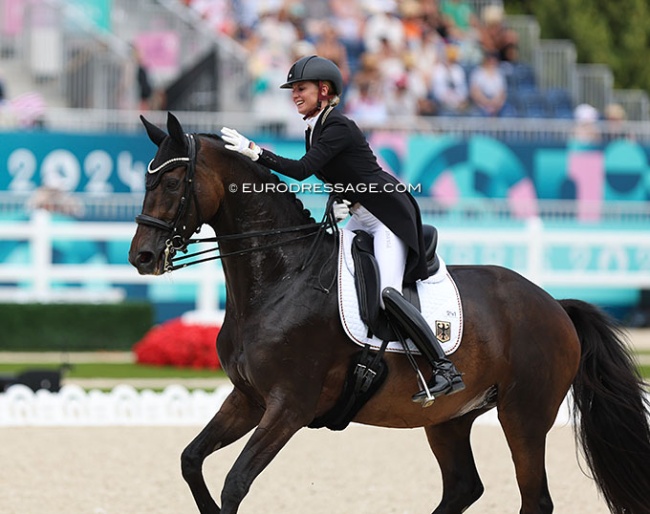 Jessica von Bredow-Werndl and Dalera at the 2024 Olympic Games :: Photo © Astrid Appels