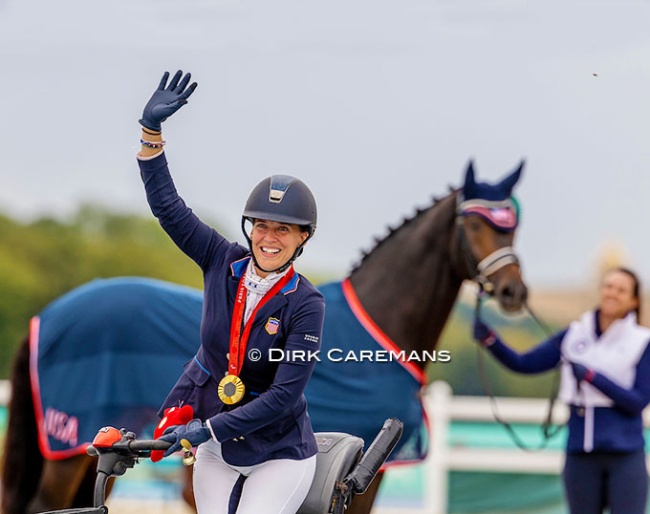 U.S.A.'s Rebecca Hart and Floratina win kur gold at the 2024 Paralympic Games :: Photos © Dirk Caremans