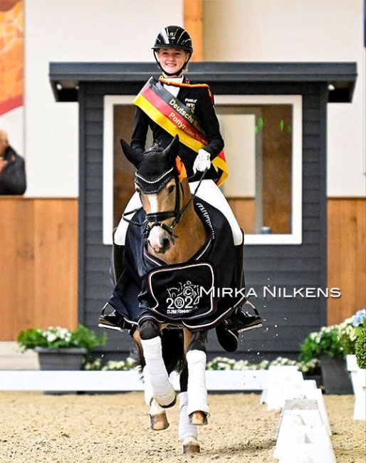 Leni-Sophie Gosmann  on pony Diamantini at the 2024 German Youth Championships :: Photo © Mirka Nilkens