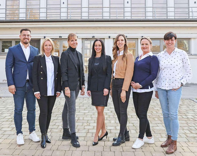 Aniko Losonczy-Komjáthy (center) and the new Hungarian Dressage Committee members :: Photo © Anett Somogyvari