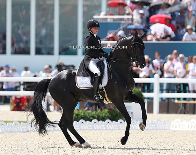 Flore de Winne and Flynn FRH at the 2024 Olympic Games in Paris :: Photo © Astrid Appels