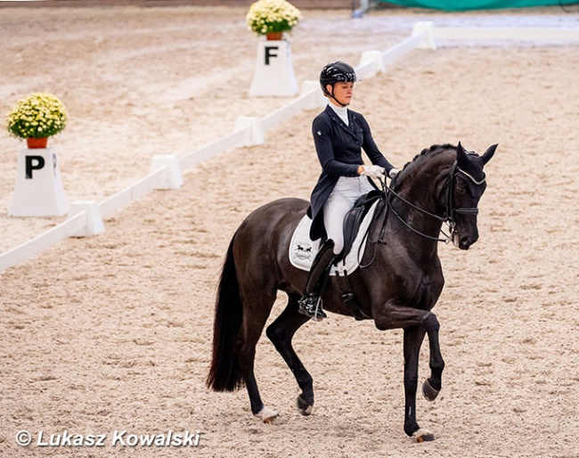 Carina Scholz and Soiree d'Amour win the World Cup Qualifier in Wroclaw, Poland :: Photos © Lukasz Kowalski
