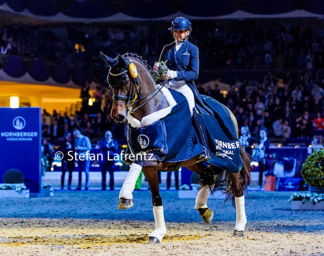 Dorothee Schneider and Barcelo win the 2024 Nurnberger Burgpokal Finals :: Photos © Stefan Lafrentz
