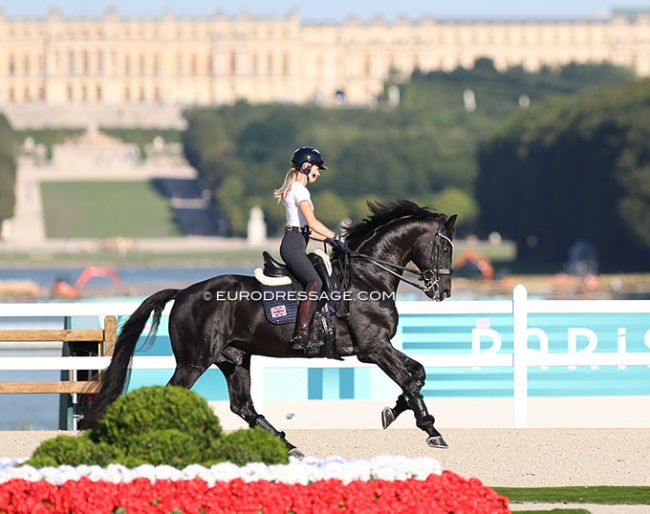 Fry and Glamourdale in training at the 2024 Olympic Games in Paris :: Photo © Astrid Appels