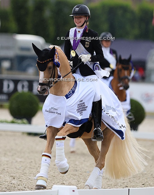 Feodora von Roeder and Morgensterns Delicius win team gold at the 2024 European Pony Championships :: Photo © Astrid Appels