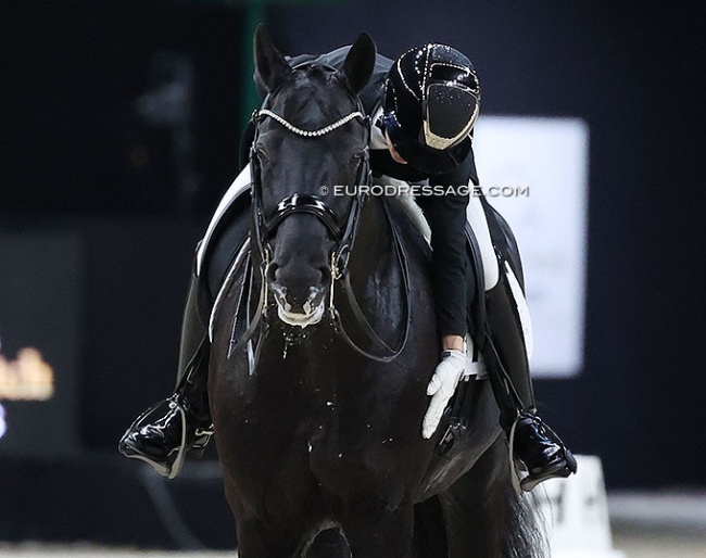 Lottie Fry and Glamourdale at the 2025 CDI-W 's Hertogenbosch :: Photo © Astrid Appels