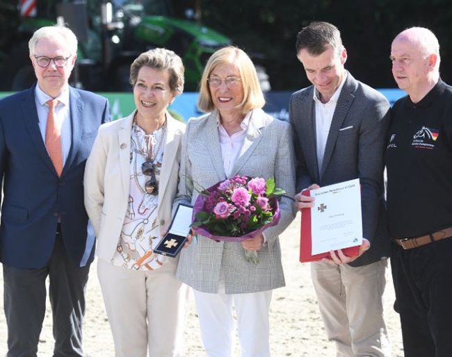  Dr. Klaus Miesner, Frömming's sister Ursula Ritter, Angelika "Anke" Frömming, Dr. Dennis Peiler and Martin Richenhagen at the 2025 Bundeschampionate :: Photo © FN-Press/Wulf Rohwedder