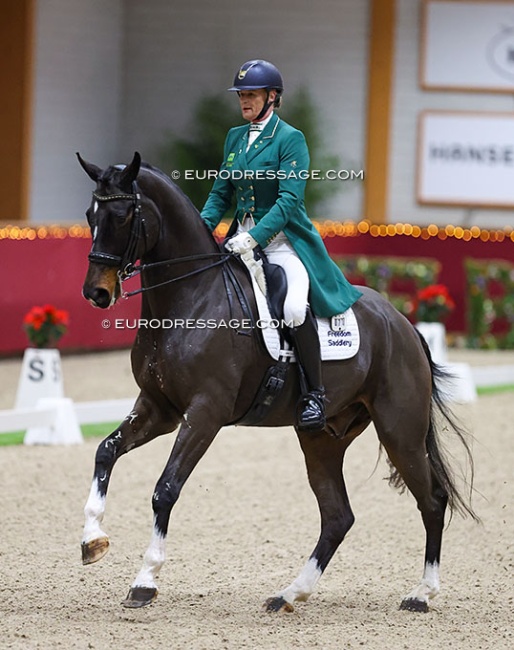 Ireland's Carolyn Mellor on Gouverneur M (by Voice x Jacardo) at the CDI Kronenberg Indoor in The Netherlands :: Photo © Astrid Appels