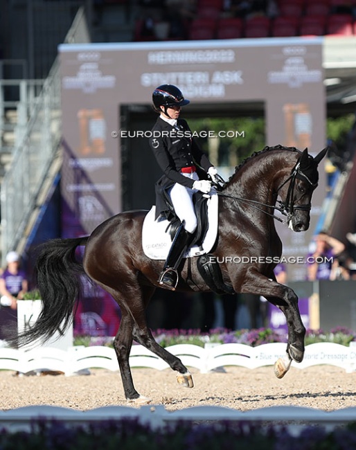 Carina Cassoe Kruth and Heiline's Danciera at the 2022 World Championships :: Photo © Astrid Appels