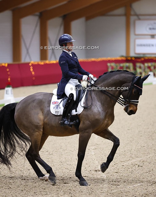 Jessica Dunn on Dan Its Carston at the 2025 CDI Kronenberg Indoor :: Photo © Astrid Appels