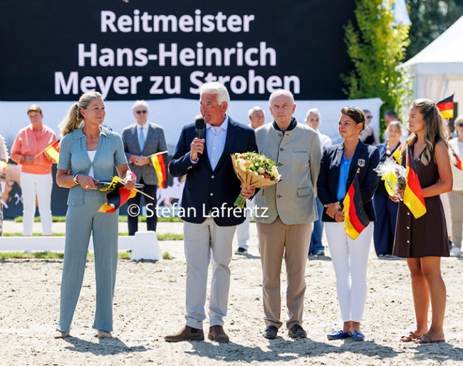 Hans-Heinrich Meyer zu Strohen at the proclamation of his riding master title in Verden :: Photo © Stefan Lafrentz