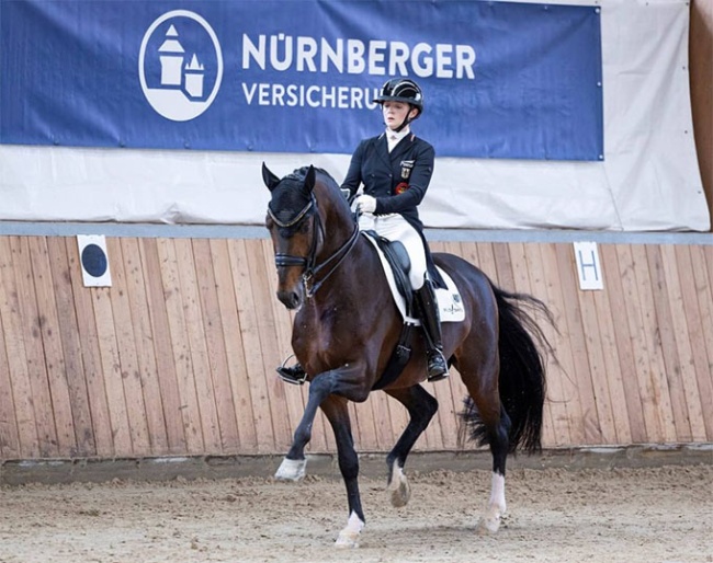 Rose Oatley on Debutant PS at the Nurnberg Burgpokal qualifier in Guxhagen :: Photo © Thomas Hellmann